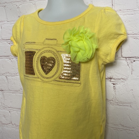 Crazy 8 Neon Yellow/Chartreuse Photographer Sequin Camera Tee with Flower - Picture 2 of 4